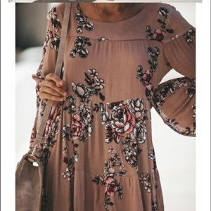 COPY - Mauve floral dress by Vici Collection